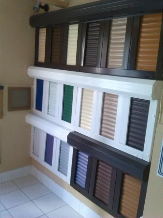 Alapműanyag Redőnyök