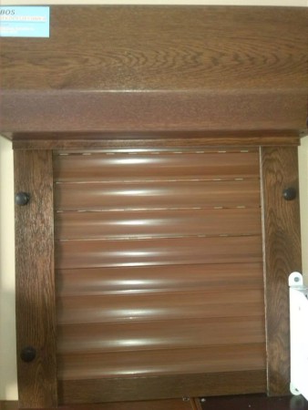 Alupofás dió műanyag redőny, dió léccel